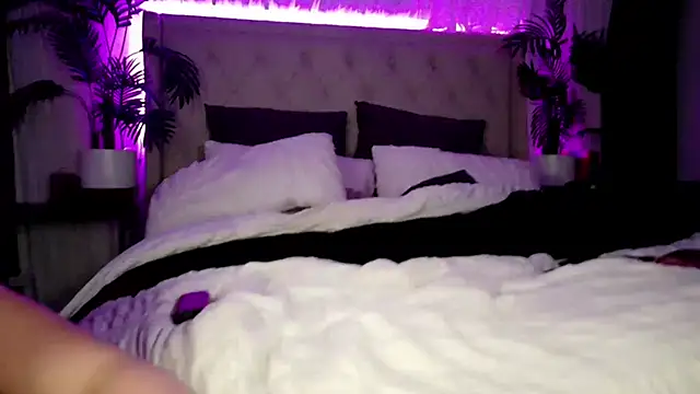 Keelieuncensored - Shower W Me 🙈