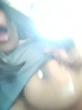 NAMISQUIRT - ⚠️SEDERMI SULLA TUA FACCIA E MASTURBARTI