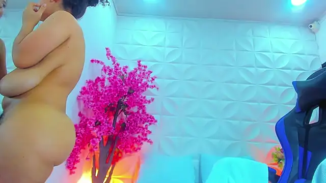 Agata18_ - bounce my boobs + splas