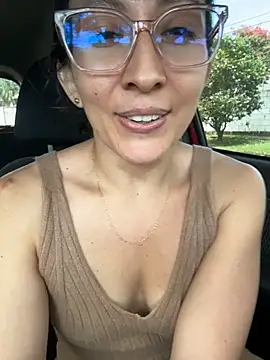 Paula_p07 - Finger ass