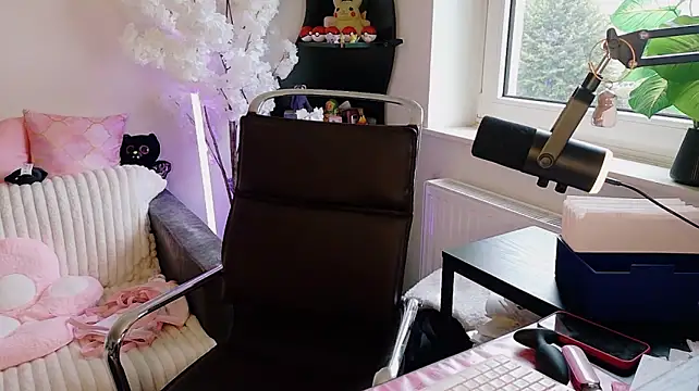 AnastasiaCumowa - Show Asshole + plug my ass🥵
