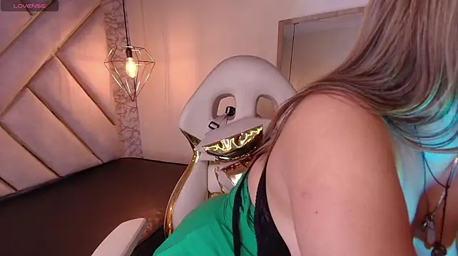 Tiffanyy_mendez - SQUIRT While Begging You To Cum