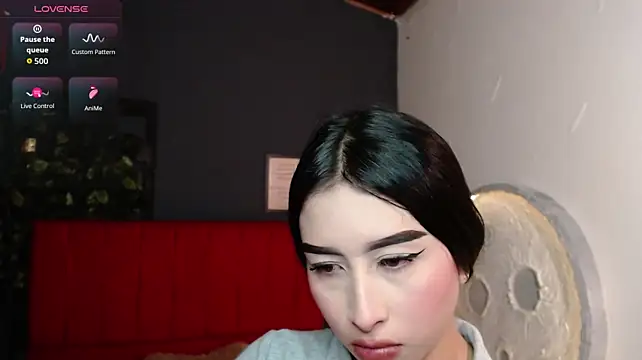 Melissa__dolce - all naked for you 😈+ Rub pussy