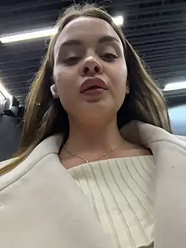 KristiRich - Naked+masturbation😻