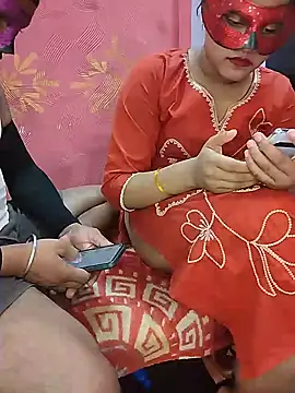 PUNJABICOUPLE09
