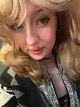 RonnieKiss - Completely naked
