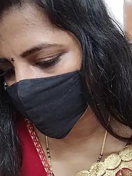 Tamil-HoneyQueen - Too buy gold bangles