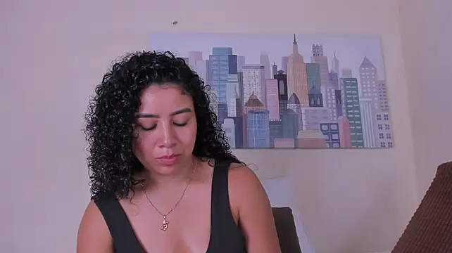 Tharawebstter - Play Pussy
