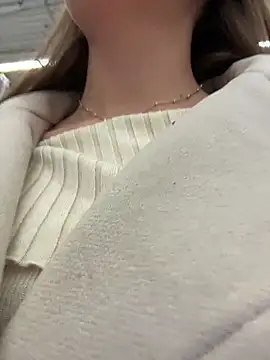 KristiRich - Finger in pussy+spank ass🥰