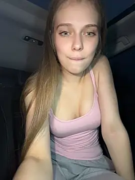 CutieShy - OFF PANTS+LUSH inside on the CAR
