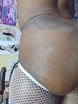 Surayah - oil ass