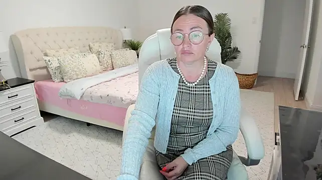 Vika73 - type - ​menu ​and ​private ​active