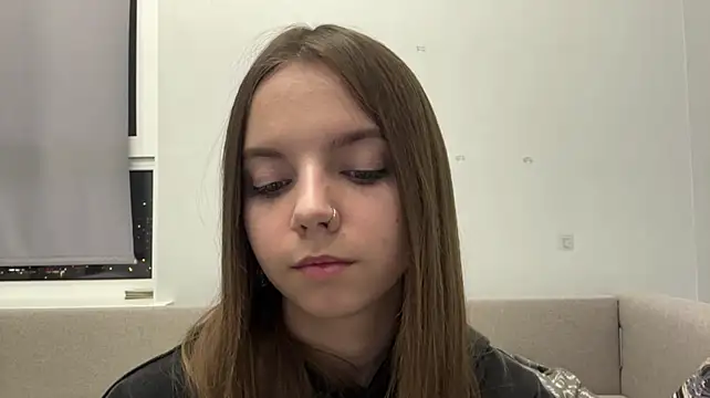 LisaPorse - show belly + cute wink