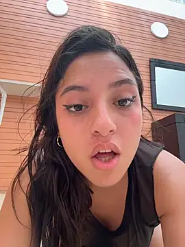 MeggyMae_ - spread pussy