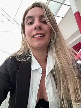 Sarah_honey__ - Nipples out