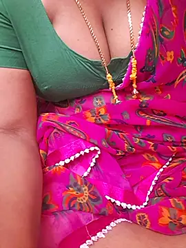 Tamil_Ammani - Boobs show😜😜😝🥰🔥🔥🔥