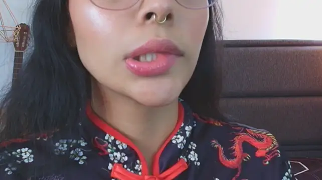 AuroraNoir_ - Close-up of my butt—rub some oil on me