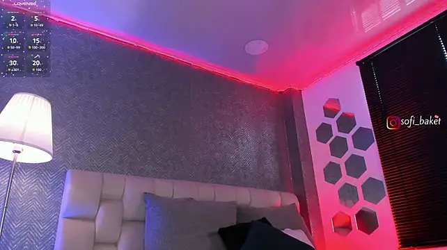 Sofi_bakerr - Anal plug 🤩