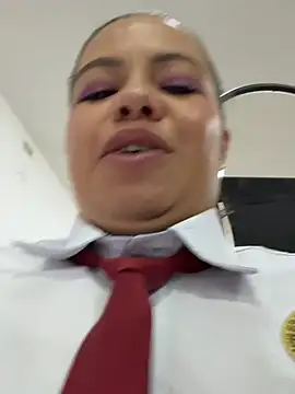 Ariana-07 - SHOW ASS+ PUSSY(CLOSE UP)🍑