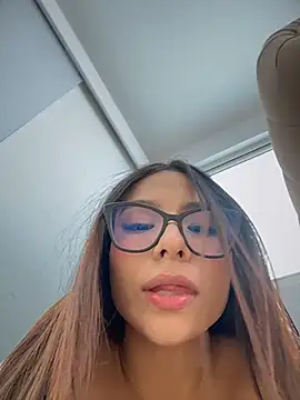 Amira_cute2 - I masturbate in secret 😈