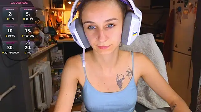 _Nika_Kik - masturbation 5 mins