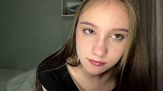 DonetteAlaya - Air kiss for u