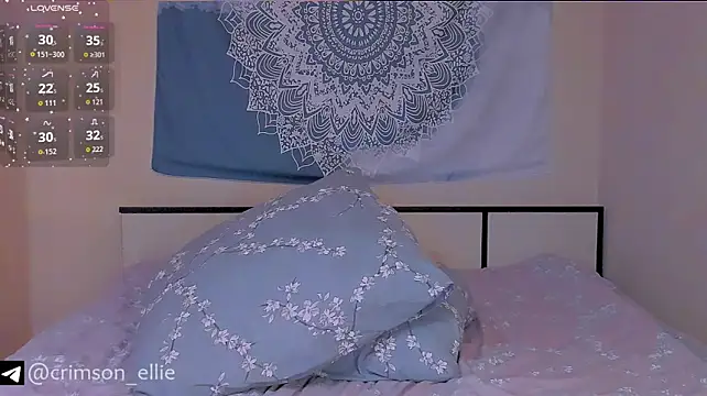 Crimson_ellie0 - Play with tits
