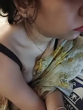 Lavanya_sexyy - Cream on boobs