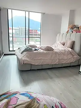 Cloee_Rainbow1 - Slap my pussy x 7 😈💦👋💦