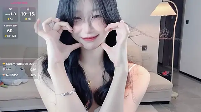 Luminous4173 - 是你的初恋女友吗