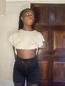 PetiteEbonyBabe_