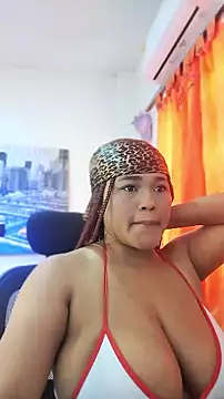 PlacerTallaXXX - Playing with my nipples 😋😋