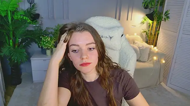 Lana__Cute_