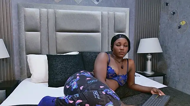 VickyWalles - twerkin your sexy girl song