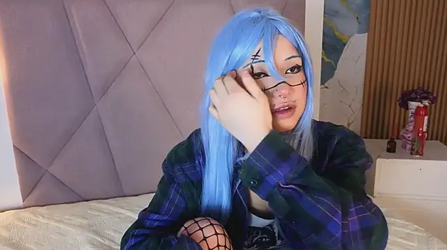 Sienna_Desiree - hello :D