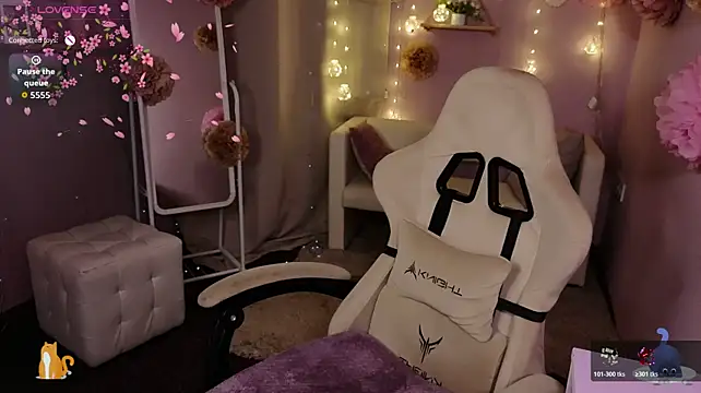 Xiao_Eclipse - finger sucking + eye contact