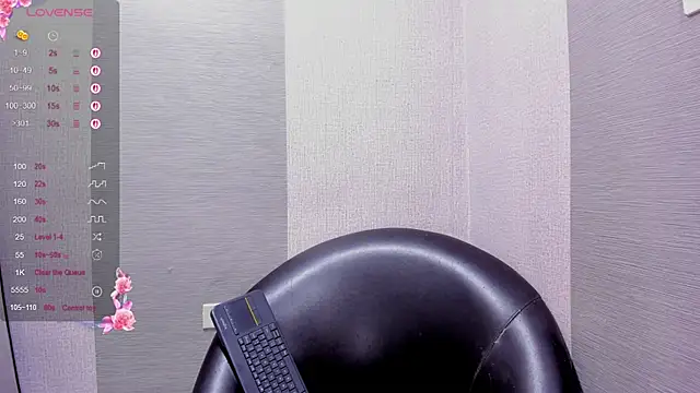 Letiziia_sky1 - to undress