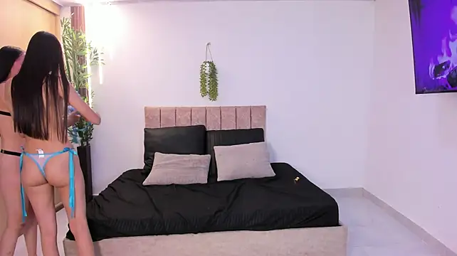Little_dolls12 - show ass all girls with oil