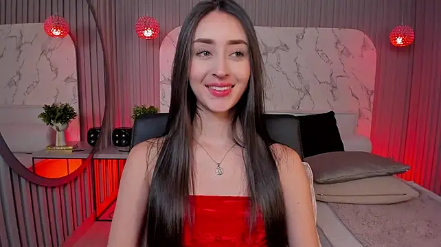 Ashleylincolnn - Sexy dance and striptease