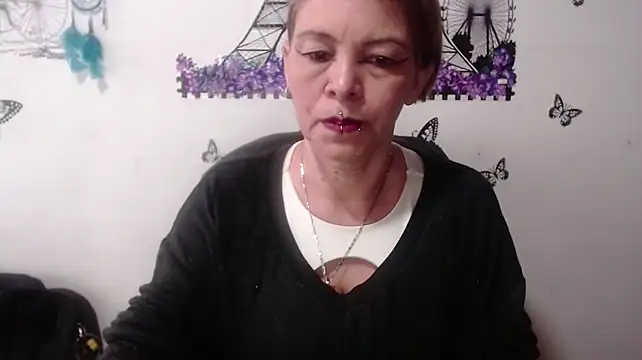 Electra-mommy - boobs