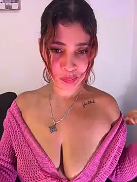 Skarlett_12_ - Show boobs + toy 1 min