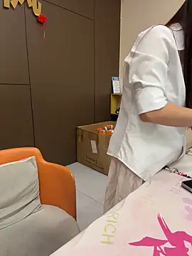 Xiaoyang2005 - 达到目标免费观看操我小穴一场
