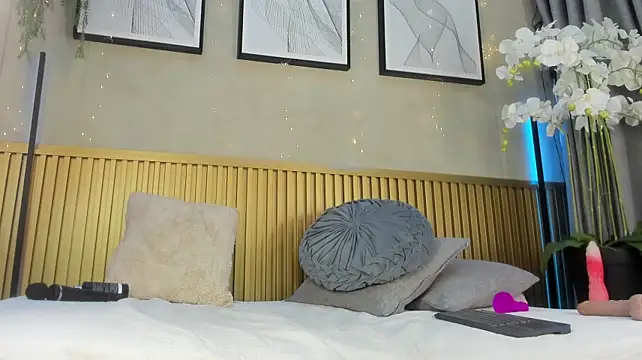 Aki_Sweet - PUSSY TO MOUTH TOY