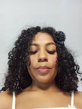 Sasha_rd - Rub my pussy, make it juicy