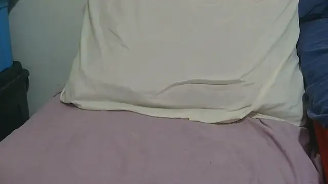 Sluttylaura21 - New month