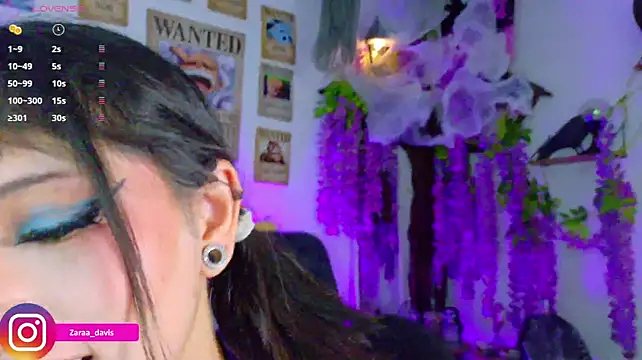 Zaradavis - Play my boobs with big squirt