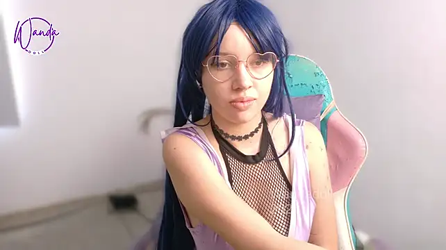 WandaDoll - Fingers in pussy + cum