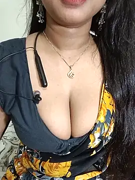 Miss_alina07 - Spank on ass