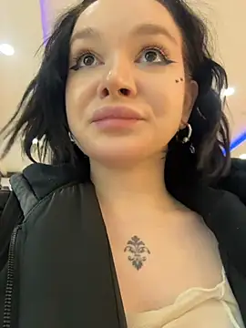 MietteDream - Off pantys&fuck pussy w fingers in WC