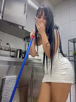LuxeBrunetteXXX - MAKE ME SQUIRT HARD AT CLEAN WORK OMG